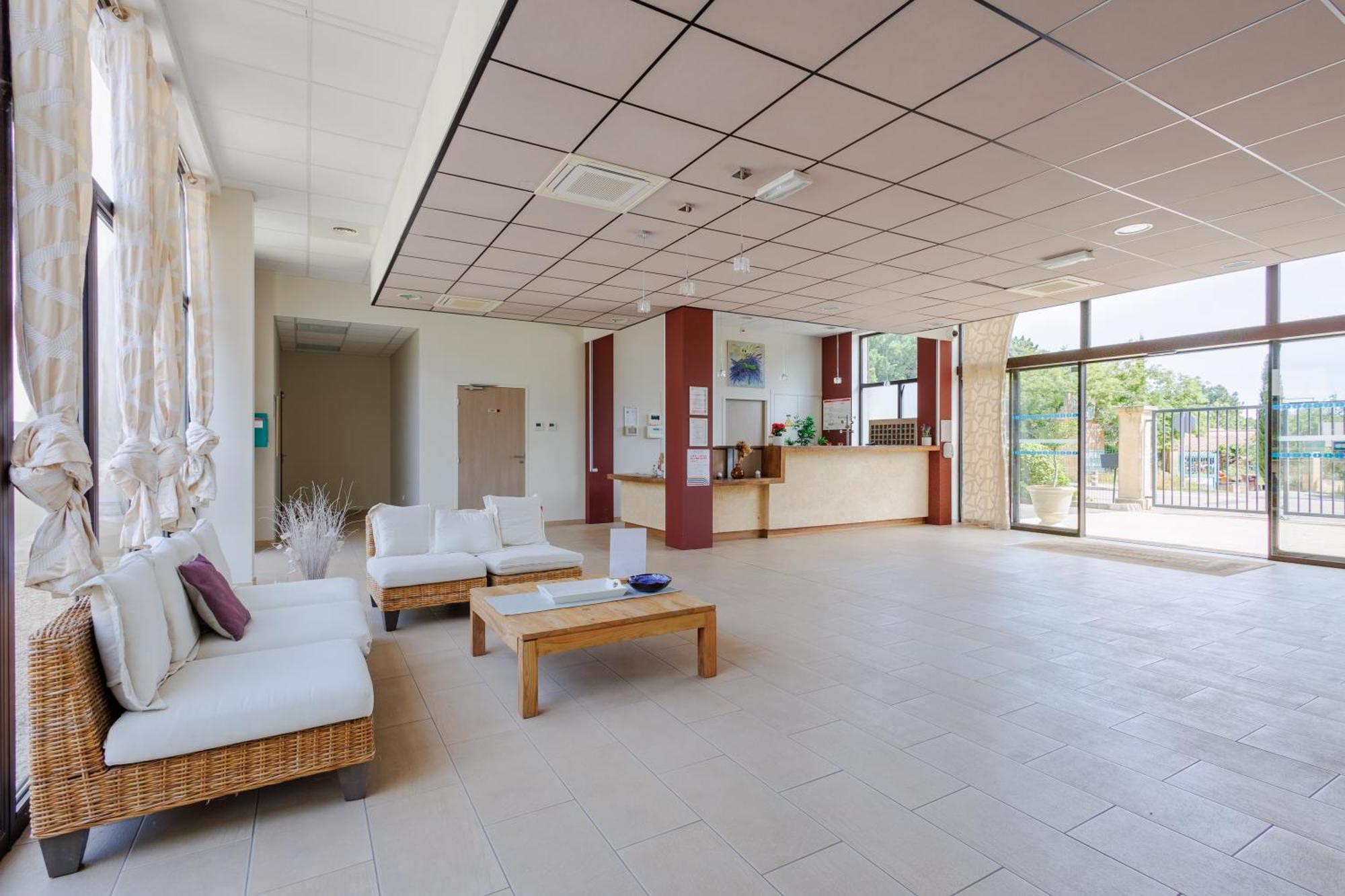 Residhotel Residence Pont Du Gard 里茅林斯 外观 照片